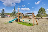 Comforting Woodland Park Home w/ Fire Pit!
