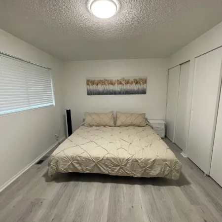 Cozy 3-bedroom 2.5 bath house in Kent near hospital and shopping centers