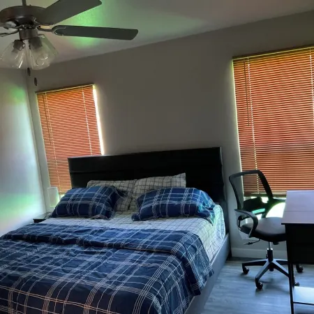 Beautiful new 3-bedroom townhome in Odessa with AC, WiFi. Enjoy your stay