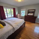 Family-Friendly 3-Bedroom/2.5-Bath House Near NYC Manhattan and MetLife Stadium