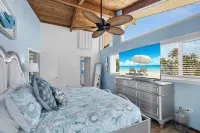 NEW!  Waterfront, 3 Bedroom, 3 Bath.  Keys Living, Peaceful Retreat Các khách sạn gần Fiesta Key RV Resort and Marina