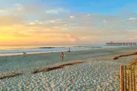 Waterfront and boardwalk 2-bedroom, 1- bath apartment in Historic Georgetown, SC