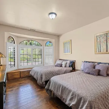 Hidden Garden Sanctuary Estate ll Mountain Views & Serenity