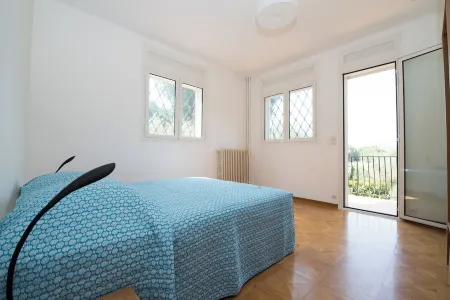 Your villa, for 2... with swimming pool in Sanary Jardin et Piscine