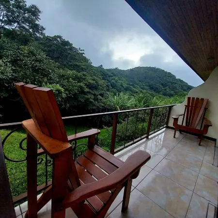 Belcruz Family Lodge