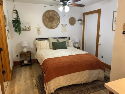 Legacy House Studio Apartment