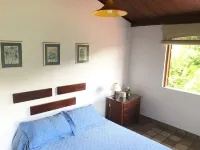 Meeting of the Waters. Large, furnished house with swimming pool. Contact with nature.