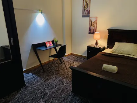 Modern private room with luxurious specifications Отели рядом с достопримечательностью «Катакомбы Ком-эш-Шукафа»