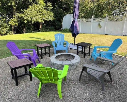 Charming 3-bedroom lake house with the best location in Conneaut Hotels in Conneaut