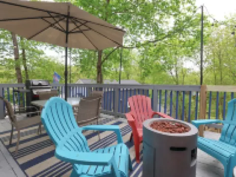 Lake Access + Kayaks + Arcade + Bike Path + Deck Hotels in Wolfeboro