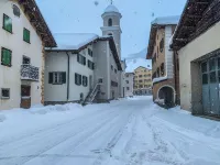 Vacation apartment with a wonderful view of the mountains Hôtels à proximité de : Julier Passhöhe 2284 m.ü.M