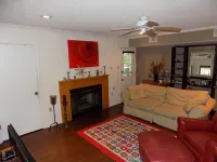 Large 3/4 bedroom Valley View House with Outdoor Space, Pool and Storm Shelter