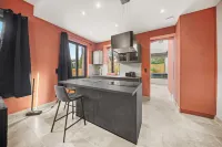 Fully renovated 1875 character house with private Jacuzzi and terrace. Hotels in Pont-à-Mousson