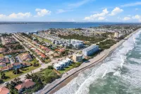 4-bedroom oceanfront villa in Melbourne Beach with