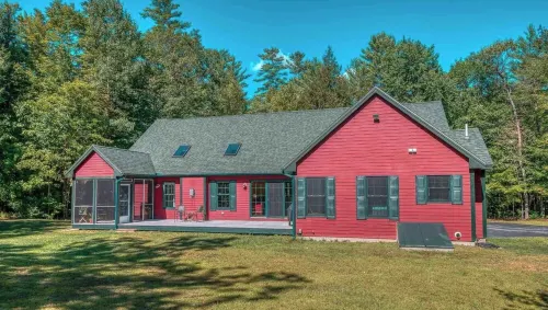 Book your spring getaway now. Private hot tub and a pellet grill/smoker.