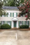 TigerTown Retreat - Comfort Minutes from Campus