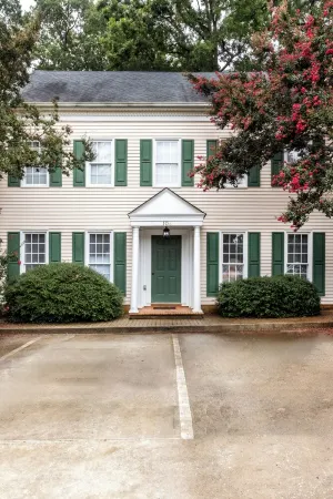 TigerTown Retreat - Comfort Minutes from Campus