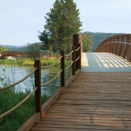 Cozy Getaway at The Lazy Bear Lodge: 3BR/2BA in Dover, ID!