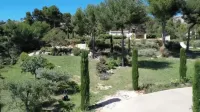 Mas les murmures Hotels in Les Baux-de-Provence