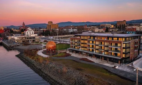 1025 Luxe • 2BR • Waterfront District • Close to Downtown & WWU