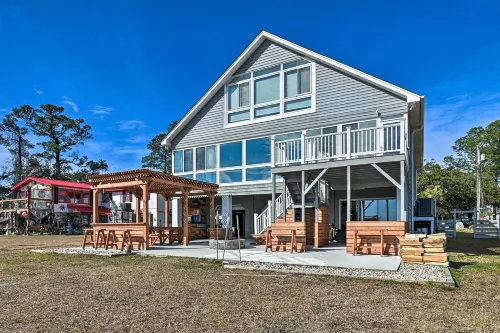 Luxurious Waterfront Home w/ Private Pier & Views! - 3 Sao