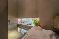 ديزاين لوفت ويذ برايفت باركينج