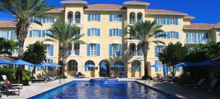 SPECIAL DISCOUNTED RATE!-  Magical Oceanfront Holiday - Grace Bay Beach 1/2 bed Hotels in Grace Bay