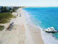 Seascape Grace Bay Hotel & Townhome Villas - Beach
