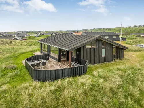 "Yma" - 200m from the Sea