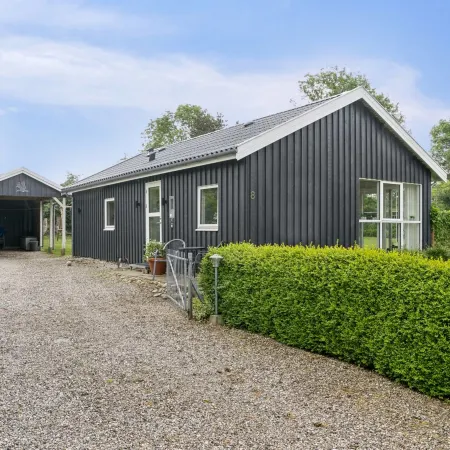 "Locan" - 1.2km from the Sea