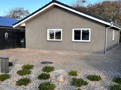 "Eino" - 150m from the sea