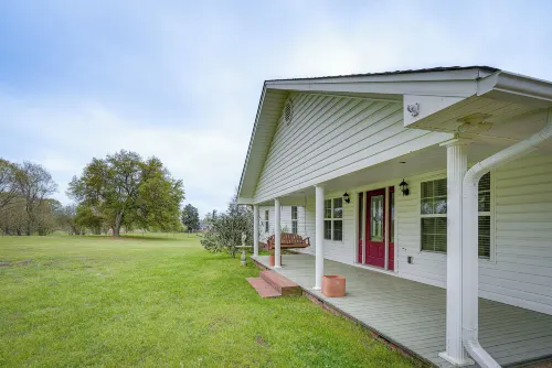 Quiet Marion Getaway with Fireplace! - 3-Star