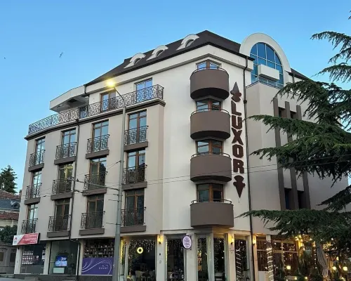 Hotel Luxor Hotels near Baba Ganka Square