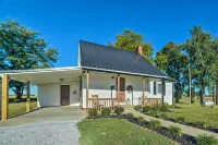 Lovely Pembroke Retreat w/ Beautiful Patio! - parking