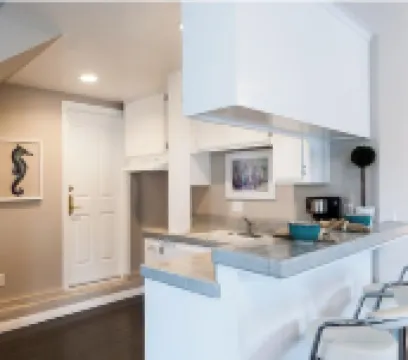 Super Bowl Studio By The Beach