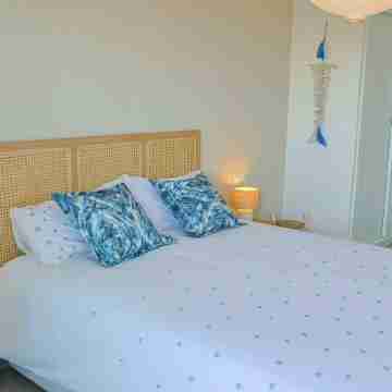 Luxury apartment - Sea, Mountain, Golf - La Duquesa Manilva Rooms
