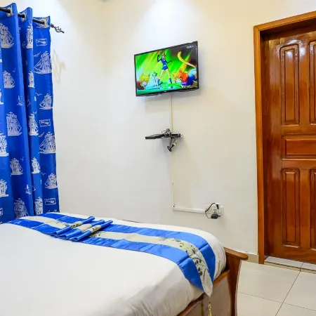 Chambre Junior - RESIDENCE BAHO - Douala Makepe BM