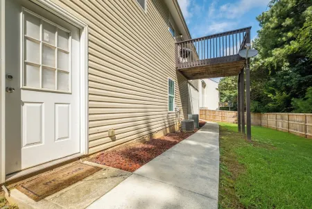 Private Basement Oasis near downtown ATL and airport