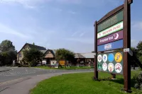 Premier Inn Weymouth Seafront - Parking