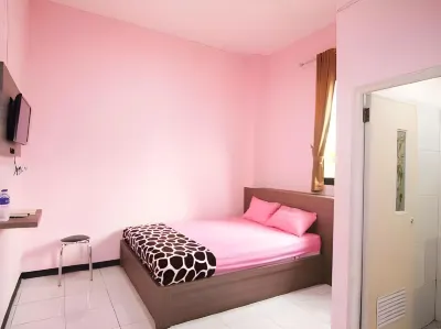 MP Hotel Purwakarta Hotels near Cikao Park