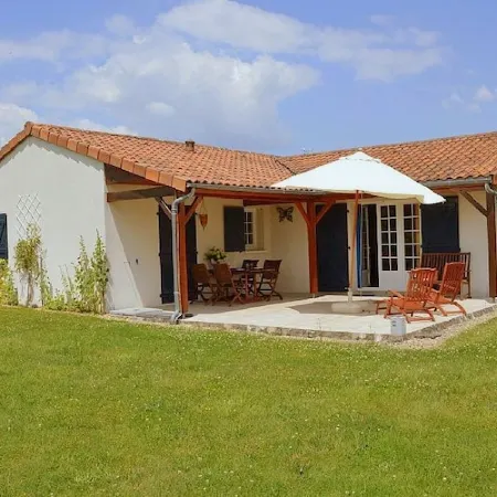 Villa in France with Pool and Private Garden