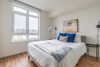 2BR | Balcony, Views, Gym | Bellevue | Sophari B - balcony