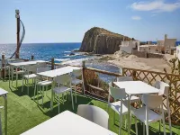 Beachfront Home in La Isleta