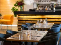Ibis Styles Orange - bar