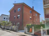 Spacious Seaside Flat in Caorle - 2 estrellas