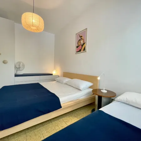 Spacious Duplex Near the Beach