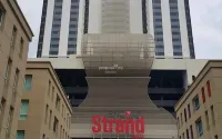 科塔達曼薩拉恩科爾普斯特蘭德公寓 The Strand Mall附近的飯店