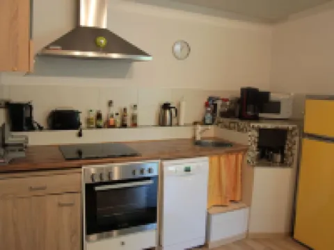 Modernly Furnished Bungalow with Fireplace, Surrounded by Greenery. Hotels in Friedrichroda