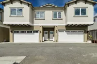 Half Moon Bay Vacation Rental 1 Mile to Beach! Hotels in Half Moon Bay