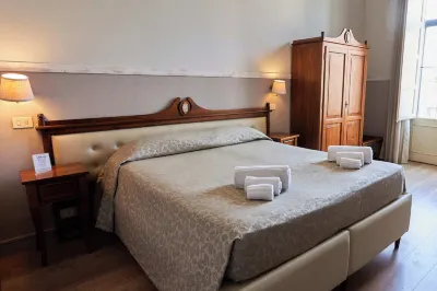 La Collegiata Guest House Hotels in 